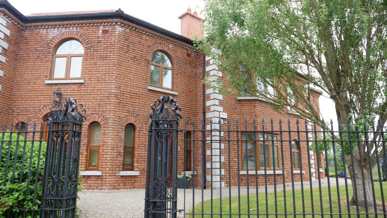 Mullingar Town Apartment 2 Bedrooms Екстериор снимка